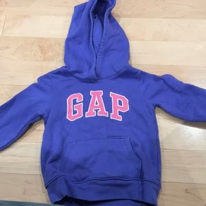 Purple hooded Gap sweatshirt